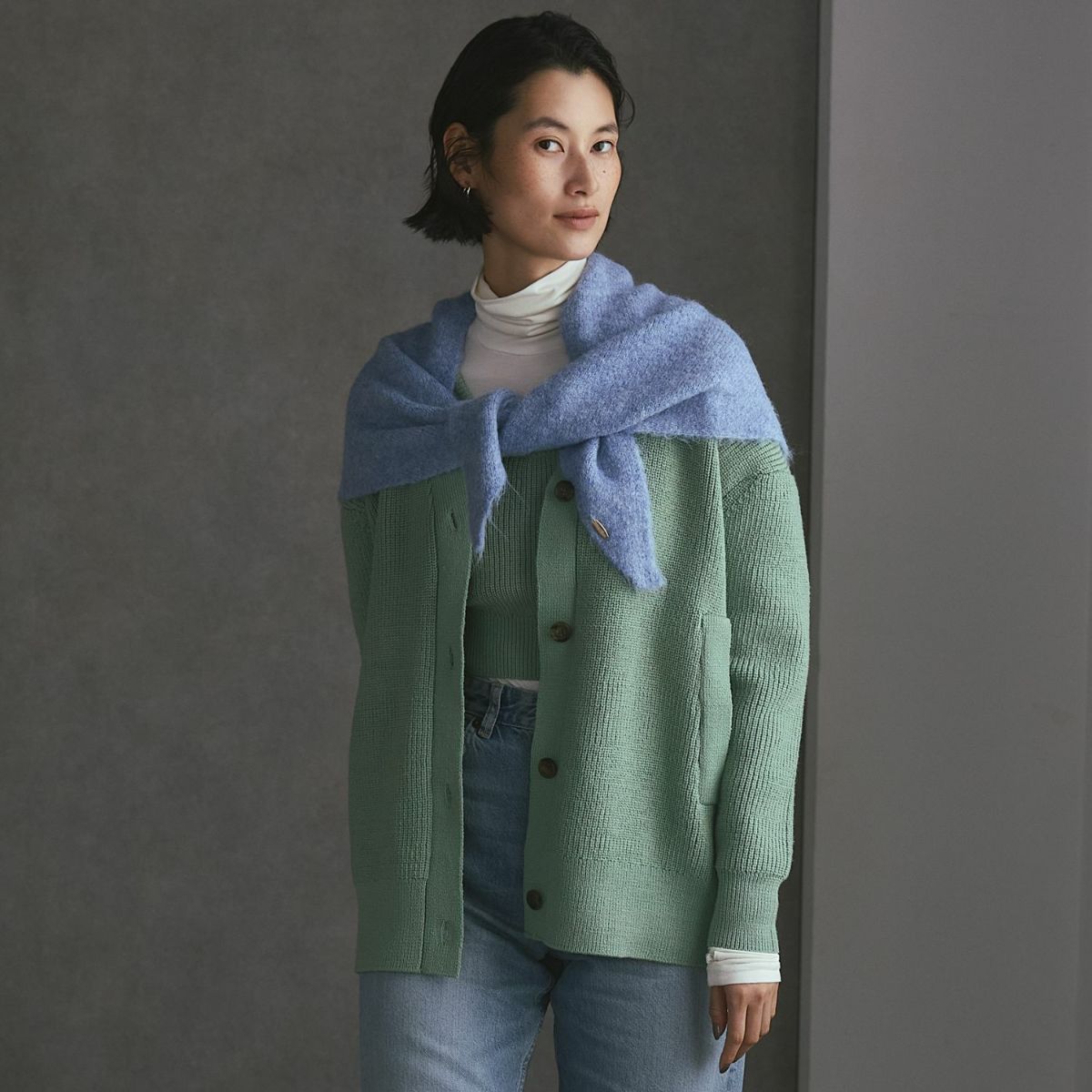 ウールブレンド三角ショール