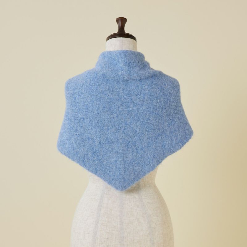 ウールブレンド三角ショール