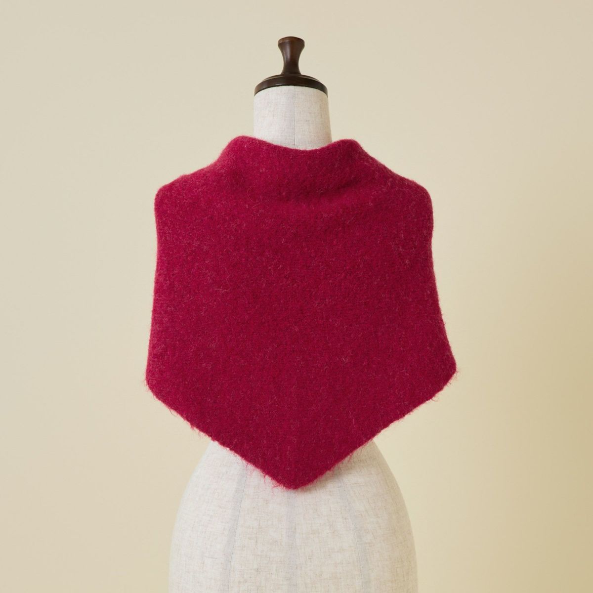 ウールブレンド三角ショール