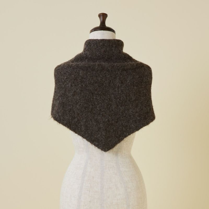  ウールブレンド三角ショール