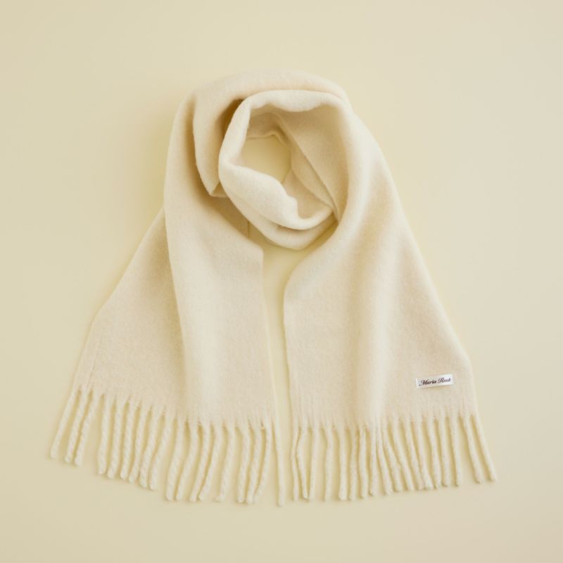 ブークレマフラー