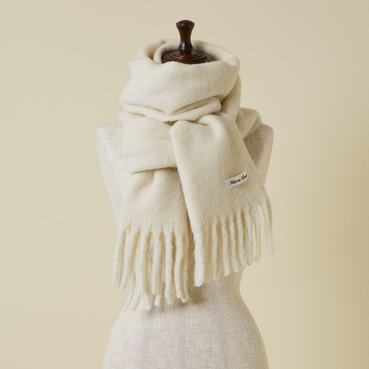 ブークレマフラー