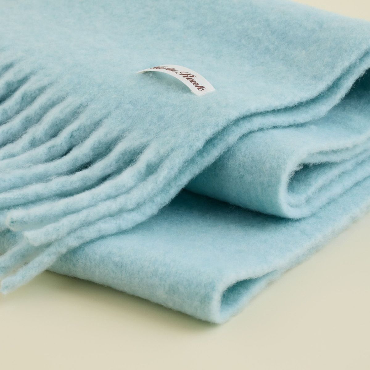 ブークレマフラー